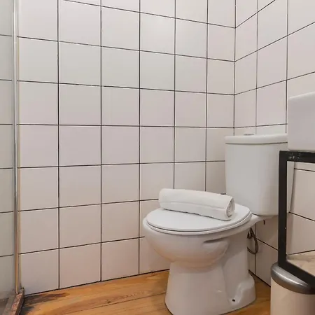 Cozy 1bdr By Lovelystay *